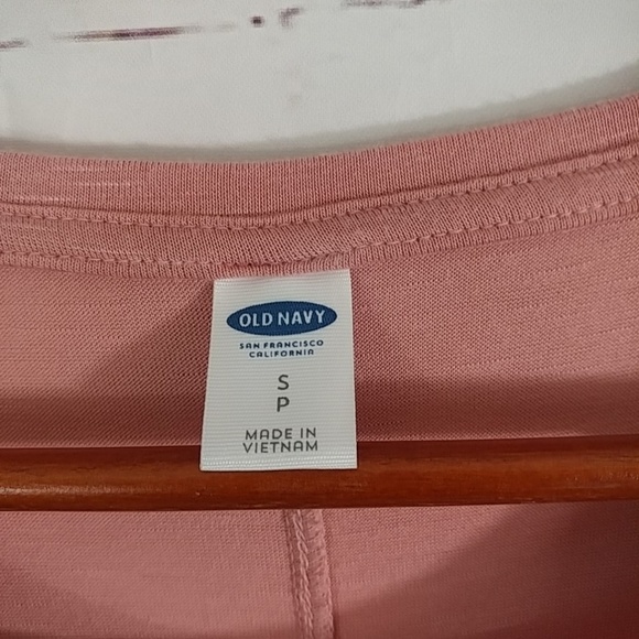 NWT Old Navy Salmon Cold Shoulder Top Tunic Small - Picture 5 of 6